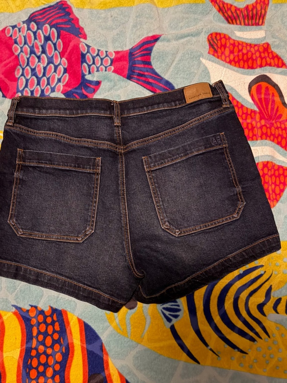 American Eagle Outfitters Dark Indigo Denim Women's Shorts - Picture 2 of 2